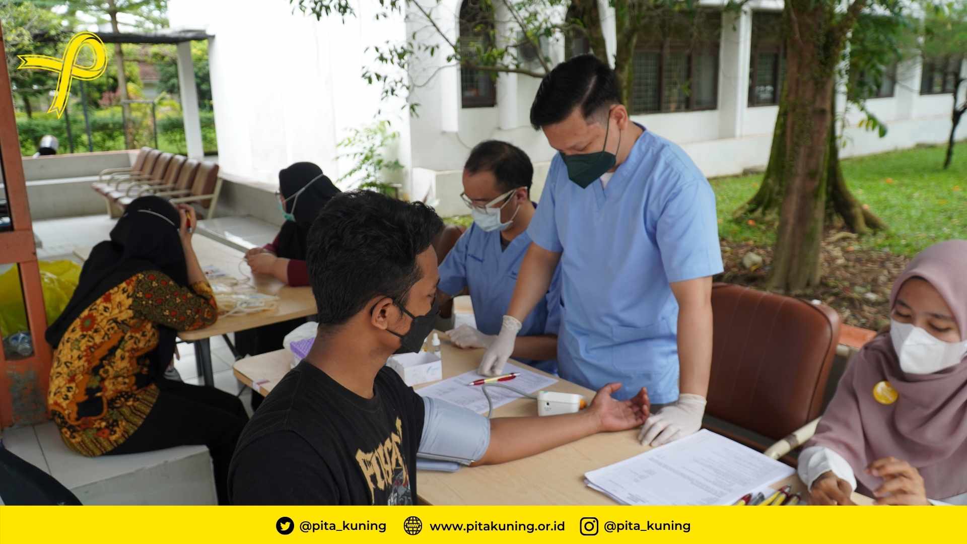 Pita-Kuning-Medan-Donor-Darah-dan-Talkshow