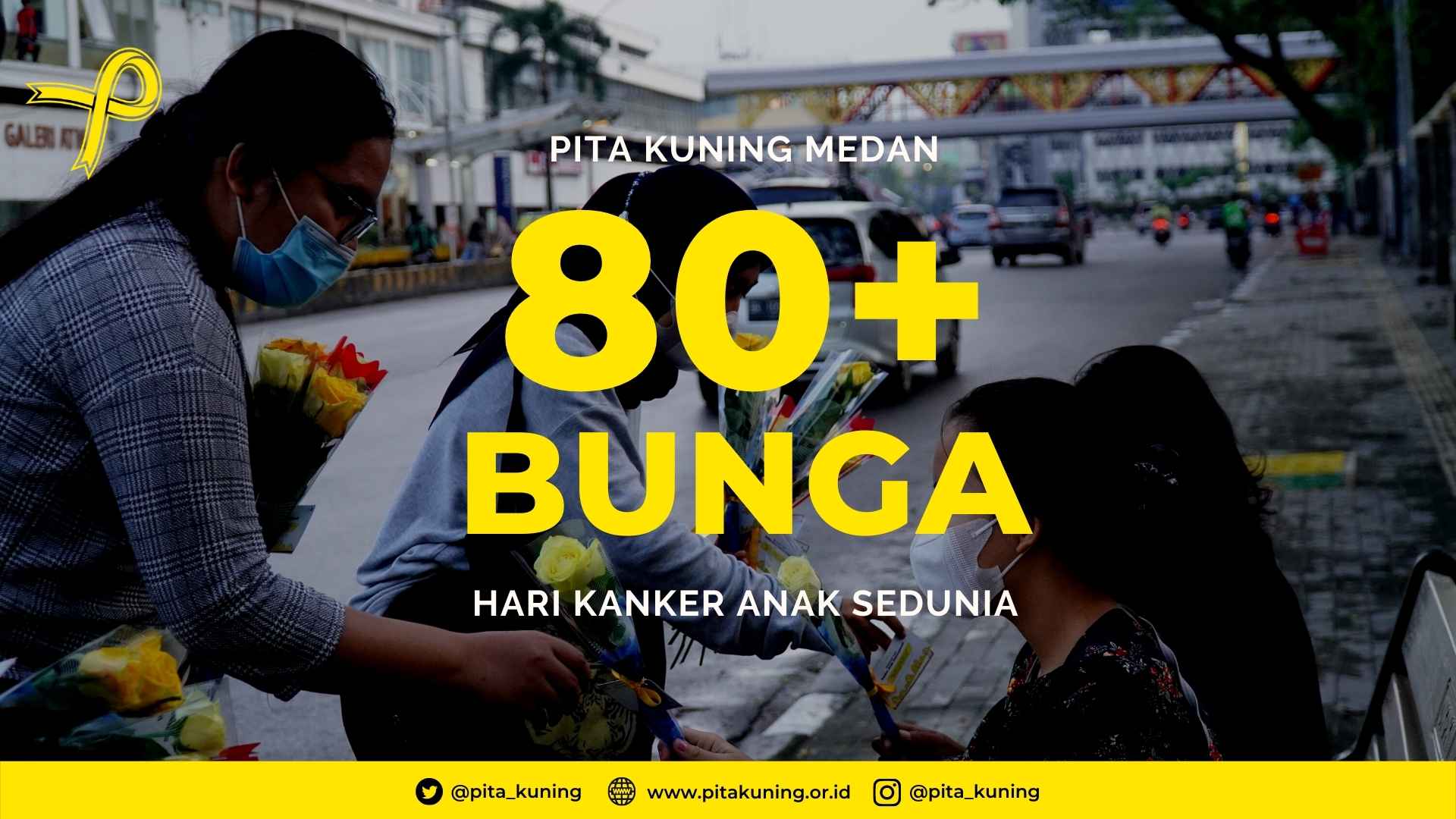 Pita-Kuning-Medan-Pembagian-Bunga