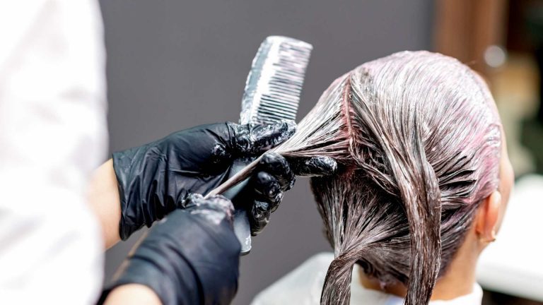 Cat Rambut Menyebabkan Leukemia Fakta atau Mitos