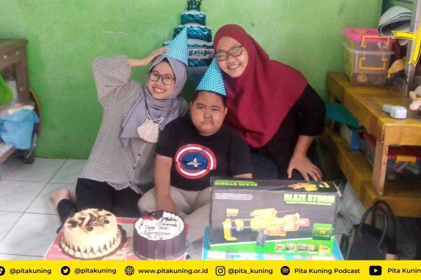 Anak Pita Kuning Abdurrahman Ulang Tahun