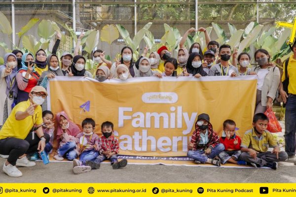 Family Gathering Pita Kuning Medan (2)