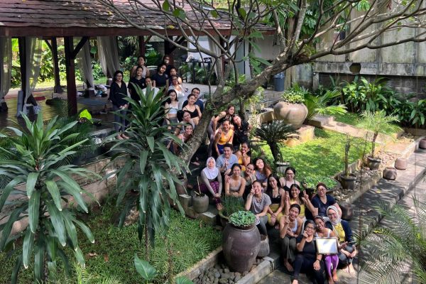 Selebrasi Hari Terbaik Bersama Gudang Gudang Yoga